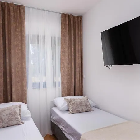 Apartmán Maris, Near The Beach,
